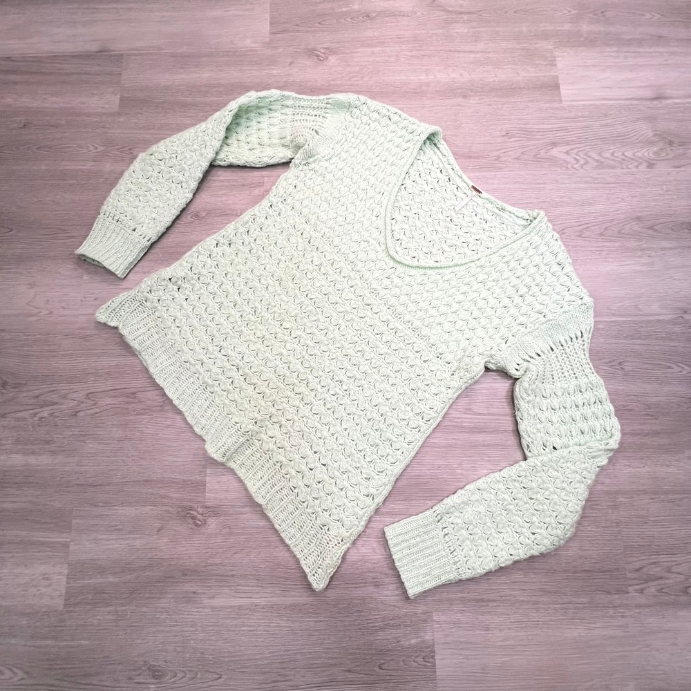 Free People Womens Knit Pullover V-Neck Sweater Size M Textured Cozy Comfy Green